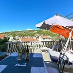 Maric Appartamento Primošten