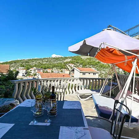 Maric Apartment Primosten
