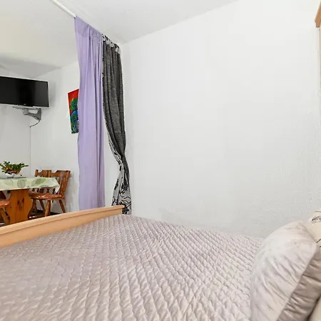 Maric Apartmán Primošten