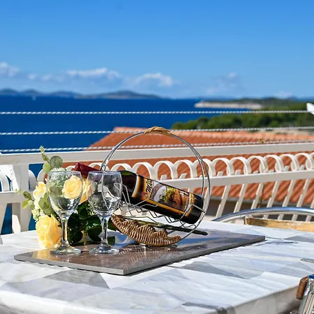 Lägenhet Maric Primošten