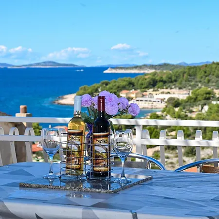 Maric Apartmán Primošten