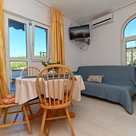 Maric Apartmán Primošten