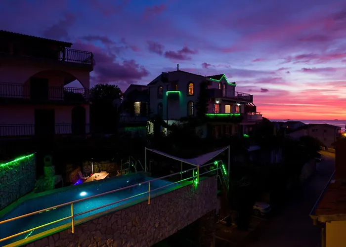 Maric * פרימוסטן