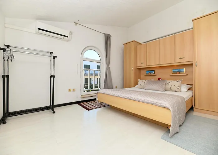 Maric Lejlighed Primošten